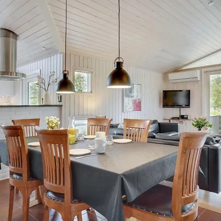 Ruzica - 3-9km From The Sea In Western Jutland By Interhome
